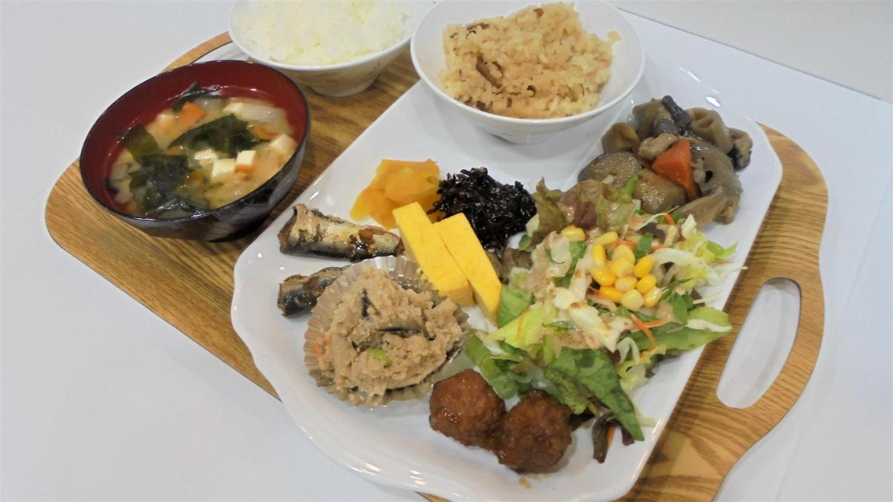 Toyoko Inn Kintetsu Yokkaichi Eki Kita Guchi Zewnętrze zdjęcie