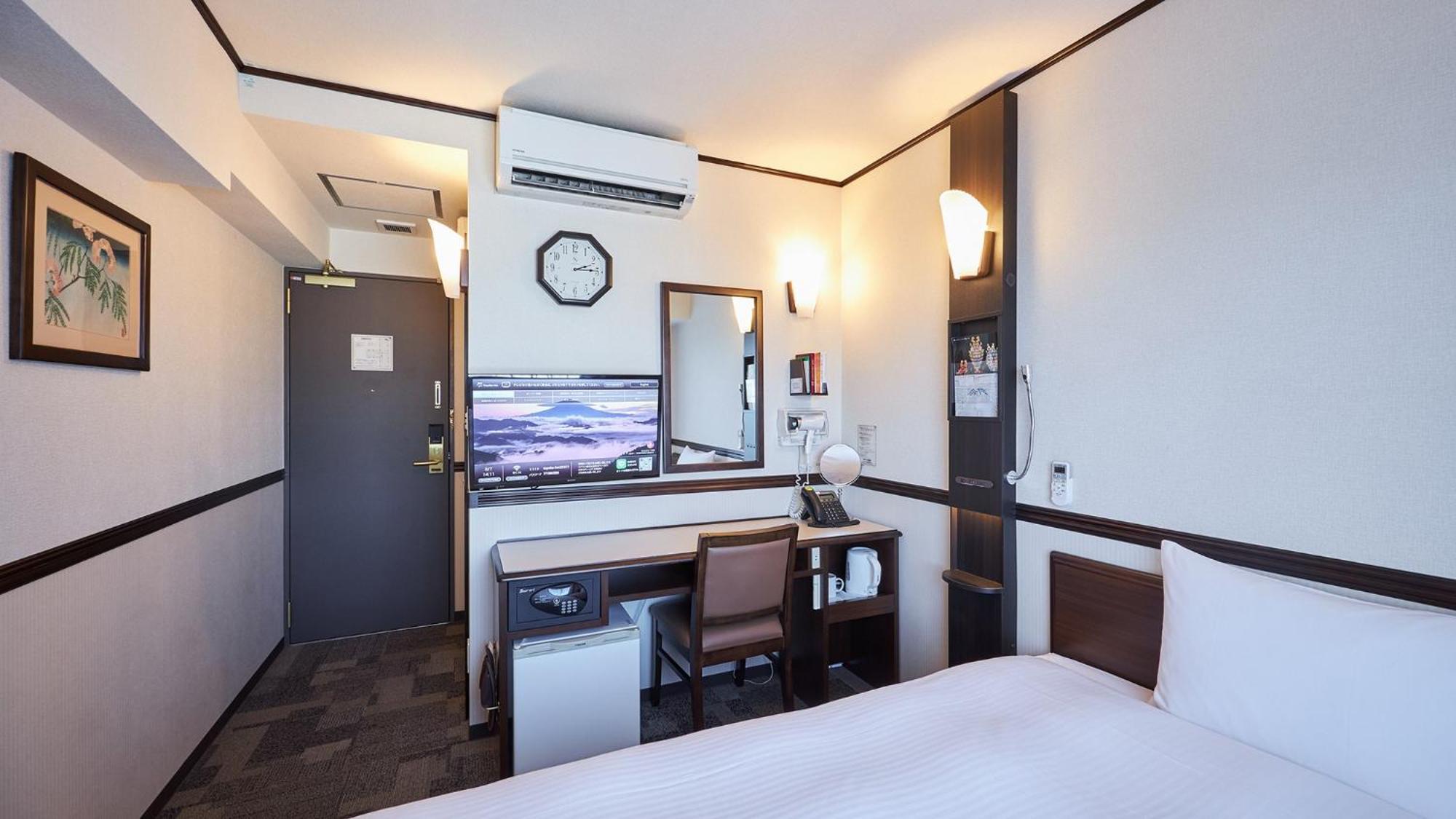 Toyoko Inn Kintetsu Yokkaichi Eki Kita Guchi Zewnętrze zdjęcie